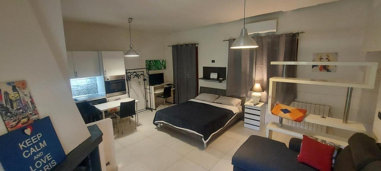 Appartamento Suite Deluxe Climatiz Cucina Giardino Wifi Smart Tv Amazon Prime Video Inclusi Aci Bonaccorsi Εξωτερικό φωτογραφία