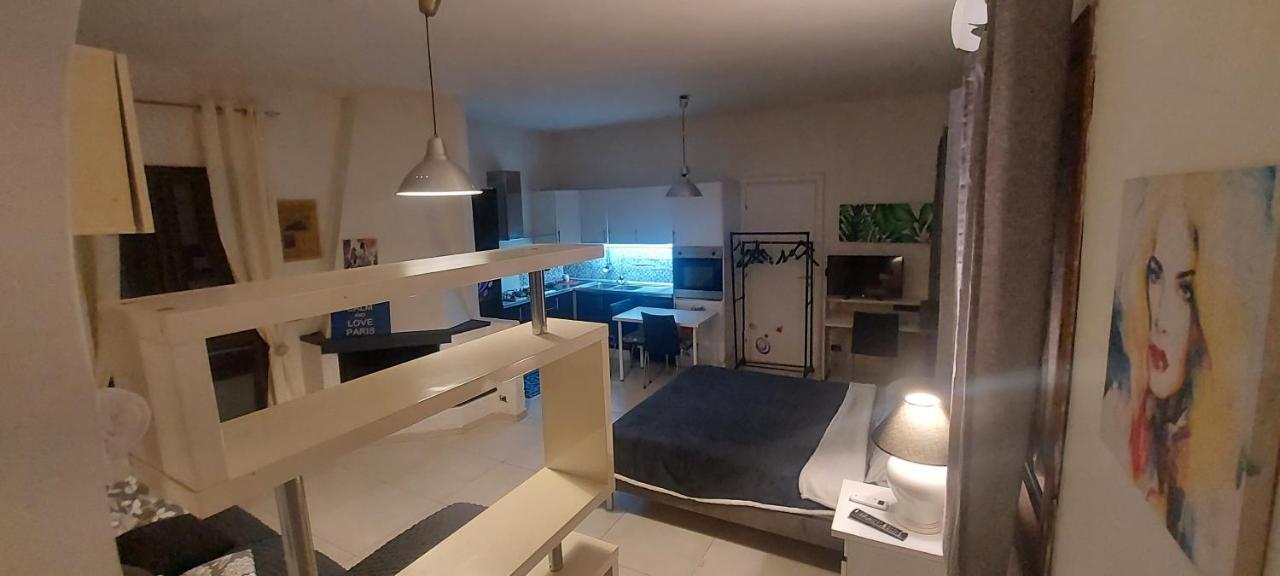 Appartamento Suite Deluxe Climatiz Cucina Giardino Wifi Smart Tv Amazon Prime Video Inclusi Aci Bonaccorsi Εξωτερικό φωτογραφία