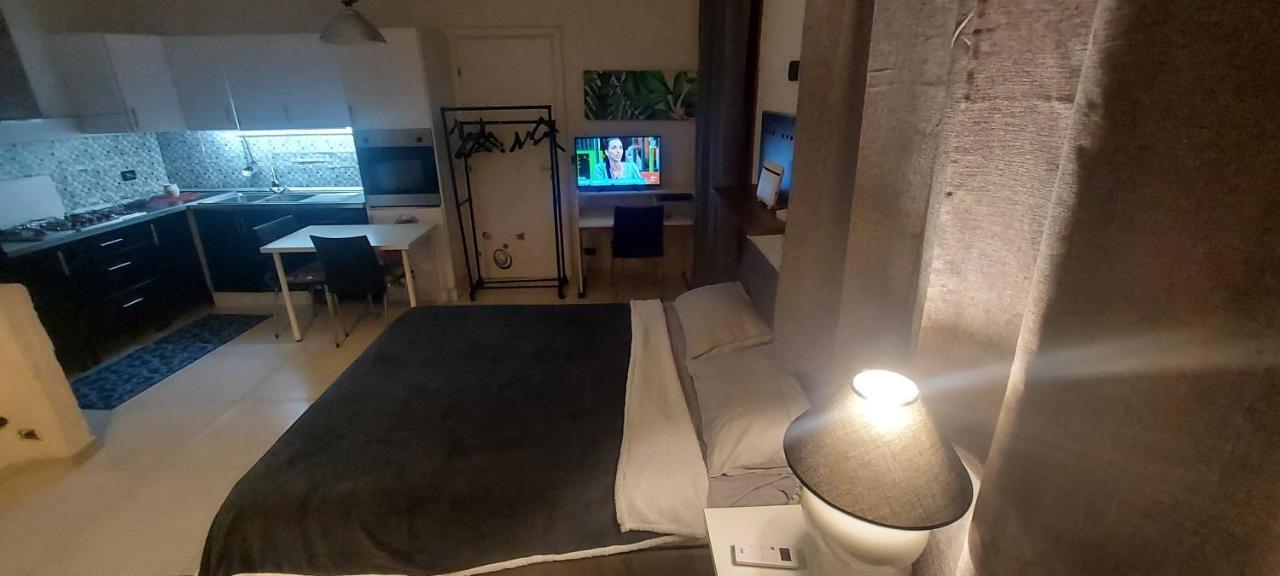 Appartamento Suite Deluxe Climatiz Cucina Giardino Wifi Smart Tv Amazon Prime Video Inclusi Aci Bonaccorsi Εξωτερικό φωτογραφία