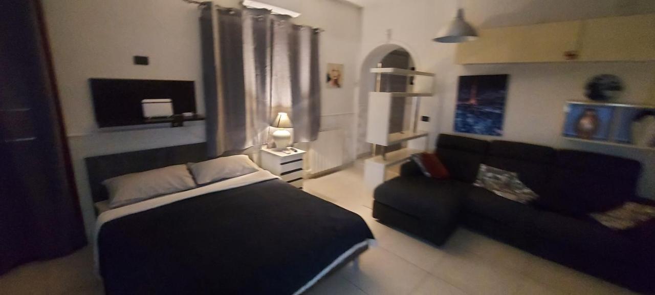 Appartamento Suite Deluxe Climatiz Cucina Giardino Wifi Smart Tv Amazon Prime Video Inclusi Aci Bonaccorsi Εξωτερικό φωτογραφία